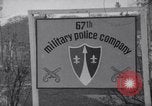 Image les troupes des États-Unis Saint Germain-En-Lay France, 1967, de la seconde 28 séquences d'archives historiques vidéo 65675041318