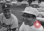 Immagine di Los Angeles Dodgers vs giants di Tokyo pre-stagione di baseball gioco Vero Beach Florida USA, 1967, secondo 26 filmato di repertorio 65675041326