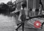 Standbild schwere Regenfälle Westbengalen Indien, 1967, aus Sekunde 30 historischem Filmmaterial Videoclip 65675041329