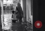 Standbild schwere Regenfälle Westbengalen Indien, 1967, aus Sekunde 33 historischem Filmmaterial Videoclip 65675041329