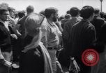 Image Les hippies lors d'une manifestation London England Royaume-Uni, 1967, de la seconde 26 séquences d'archives historiques vidéo 65675041331