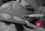 Immagine di Accessori moda Londra Inghilterra Regno Unito, 1967, secondo 15 filmato di repertorio 65675041333