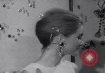 Immagine di Accessori moda Londra Inghilterra Regno Unito, 1967, secondo 45 filmato di repertorio 65675041333