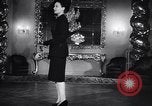 Standbild Modelle Barcelona Spanien, 1947, aus Sekunde 7 historischem Filmmaterial Videoclip 65675041345