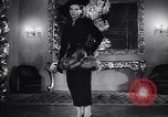 Standbild Modelle Barcelona Spanien, 1947, aus Sekunde 25 historischem Filmmaterial Videoclip 65675041345