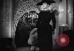 Standbild Modelle Barcelona Spanien, 1947, aus Sekunde 46 historischem Filmmaterial Videoclip 65675041345