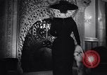 Standbild Modelle Barcelona Spanien, 1947, aus Sekunde 50 historischem Filmmaterial Videoclip 65675041345