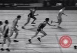 Standbild Basketball New York United States USA, 1947, aus Sekunde 20 historischem Filmmaterial Videoclip 65675041346