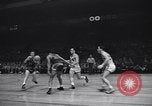 Standbild Basketball New York United States USA, 1947, aus Sekunde 48 historischem Filmmaterial Videoclip 65675041346