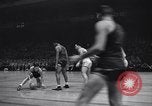 Standbild Basketball New York United States USA, 1947, aus Sekunde 49 historischem Filmmaterial Videoclip 65675041346