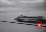 Standbild Goldie Gardner Bonneville Salt Flats Utah USA, 1951, aus Sekunde 59 historischem Filmmaterial Videoclip 65675041351