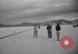 Standbild Goldie Gardner Bonneville Salt Flats Utah USA, 1951, aus Sekunde 61 historischem Filmmaterial Videoclip 65675041351