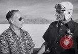 Standbild Goldie Gardner Bonneville Salt Flats Utah USA, 1951, aus Sekunde 62 historischem Filmmaterial Videoclip 65675041351
