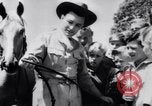 Standbild australischen bull-Peitsche Australien, 1951, aus Sekunde 4 historischem Filmmaterial Videoclip 65675041352