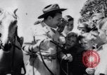 Standbild australischen bull-Peitsche Australien, 1951, aus Sekunde 6 historischem Filmmaterial Videoclip 65675041352