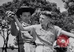 Standbild australischen bull-Peitsche Australien, 1951, aus Sekunde 14 historischem Filmmaterial Videoclip 65675041352