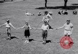 Standbild australischen bull-Peitsche Australien, 1951, aus Sekunde 21 historischem Filmmaterial Videoclip 65675041352