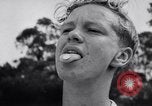 Standbild australischen bull-Peitsche Australien, 1951, aus Sekunde 56 historischem Filmmaterial Videoclip 65675041352