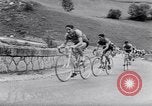 Standbild Bicycle Racing Frankreich, 1953, aus Sekunde 19 historischem Filmmaterial Videoclip 65675041358