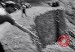 Standbild Bicycle Racing Frankreich, 1953, aus Sekunde 26 historischem Filmmaterial Videoclip 65675041358