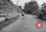 Standbild Bicycle Racing Frankreich, 1953, aus Sekunde 48 historischem Filmmaterial Videoclip 65675041358