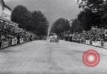 Standbild Bicycle Racing Frankreich, 1953, aus Sekunde 53 historischem Filmmaterial Videoclip 65675041358