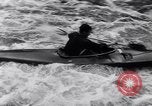 Immagine di Gara in kayak Fiume Vezere Francia, 1953, secondo 29 filmato di repertorio 65675041360