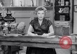 Immagine di Barbara Stanwyck United States USA, 1953, secondo 13 filmato di repertorio 65675041361
