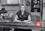 Immagine di Barbara Stanwyck United States USA, 1953, secondo 18 filmato di repertorio 65675041361