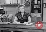 Immagine di Barbara Stanwyck United States USA, 1953, secondo 19 filmato di repertorio 65675041361