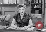 Immagine di Barbara Stanwyck United States USA, 1953, secondo 25 filmato di repertorio 65675041361
