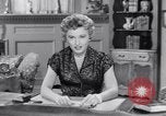 Immagine di Barbara Stanwyck United States USA, 1953, secondo 32 filmato di repertorio 65675041361