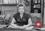 Immagine di Barbara Stanwyck United States USA, 1953, secondo 33 filmato di repertorio 65675041361