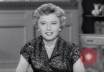 Immagine di Barbara Stanwyck United States USA, 1953, secondo 44 filmato di repertorio 65675041361