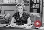 Immagine di Barbara Stanwyck United States USA, 1953, secondo 62 filmato di repertorio 65675041361