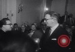 Immagine di Carey Kefauver Washington DC USA, 1955, secondo 11 filmato di repertorio 65675041363