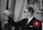 Immagine di Carey Kefauver Washington DC USA, 1955, secondo 27 filmato di repertorio 65675041363
