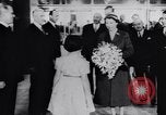 Immagine di Queen Elizabeth Londra Inghilterra Regno Unito, 1955, secondo 19 filmato di repertorio 65675041366