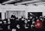 Immagine di Queen Elizabeth Londra Inghilterra Regno Unito, 1955, secondo 22 filmato di repertorio 65675041366