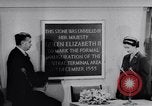 Immagine di Queen Elizabeth Londra Inghilterra Regno Unito, 1955, secondo 37 filmato di repertorio 65675041366