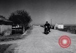 Immagine di Motociclo anfibio Spagna, 1955, secondo 6 filmato di repertorio 65675041367