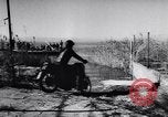 Immagine di Motociclo anfibio Spagna, 1955, secondo 10 filmato di repertorio 65675041367
