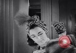 Immagine di Chapeau Italia, 1955, secondo 56 filmato di repertorio 65675041368