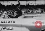 Standbild Racing event Indianapolis Indiana USA, 1956, aus Sekunde 12 historischem Filmmaterial Videoclip 65675041376