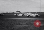 Standbild Racing event Indianapolis Indiana USA, 1956, aus Sekunde 20 historischem Filmmaterial Videoclip 65675041376