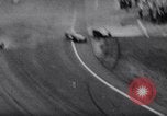 Standbild Racing event Indianapolis Indiana USA, 1956, aus Sekunde 45 historischem Filmmaterial Videoclip 65675041376