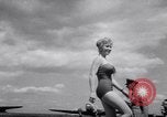 Standbild Floyd Bennett Field Brooklyn New York City USA, 1956, aus Sekunde 20 historischem Filmmaterial Videoclip 65675041380