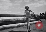 Standbild Floyd Bennett Field Brooklyn New York City USA, 1956, aus Sekunde 26 historischem Filmmaterial Videoclip 65675041380
