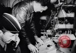 Standbild Geo-physikalische Experimente Frankreich, 1956, aus Sekunde 26 historischem Filmmaterial Videoclip 65675041381