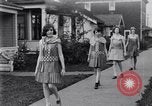 Standbild Kleider aus Holz Hoquiam Washington USA, 1929, aus Sekunde 17 historischem Filmmaterial Videoclip 65675041384